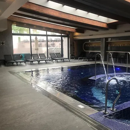 One Bedroom In Gated Complex 3*