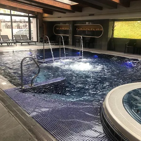 One Bedroom In Gated Complex Апартхотел Банско