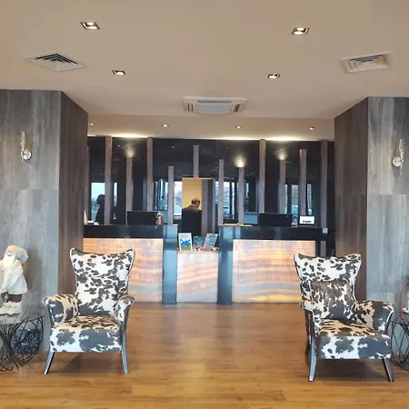 One Bedroom In Gated Complex 3*