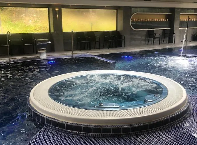 One Bedroom In Gated Complex Апарт-отель 3*