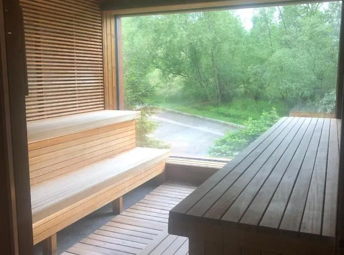 One Bedroom In Gated Complex 3*