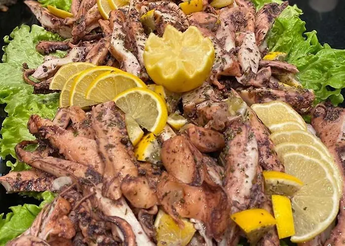 One Bedroom In Gated Complex Апарт-отель